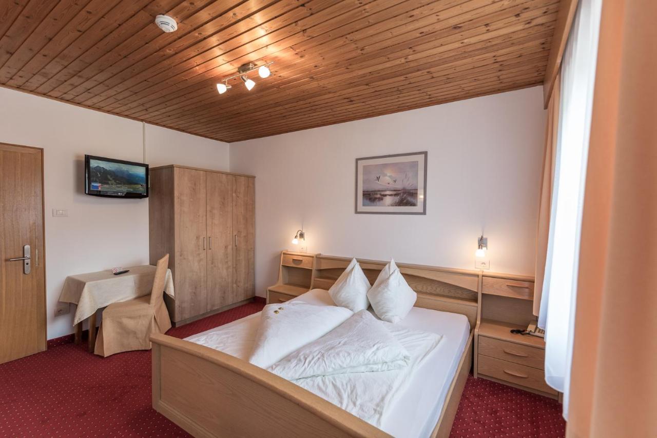 Hotel B&B Feldmessner Brunico Dış mekan fotoğraf